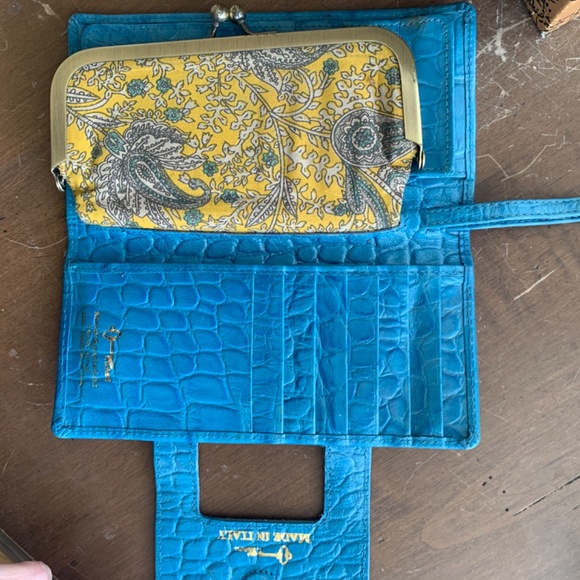 Michael Rome Designs Wallet - Picture 2 of 3